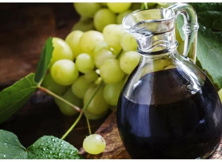 تصویر 2 از سرکه انگور اصل با کیفیت طبیعی و خواص چندگانه